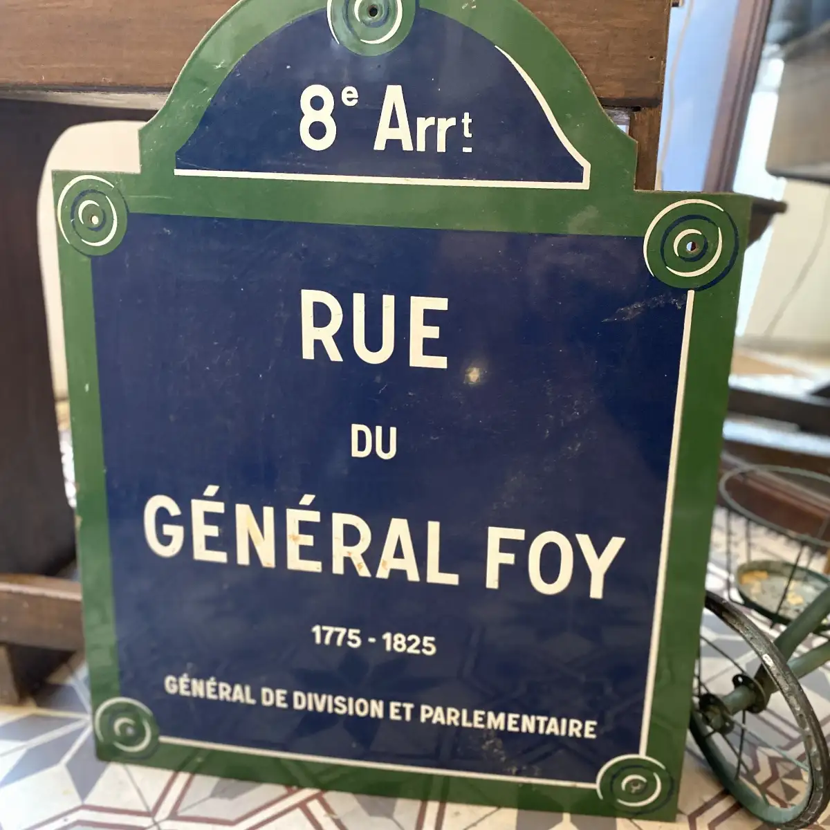 Véritable plaque émaillée rue de Paris