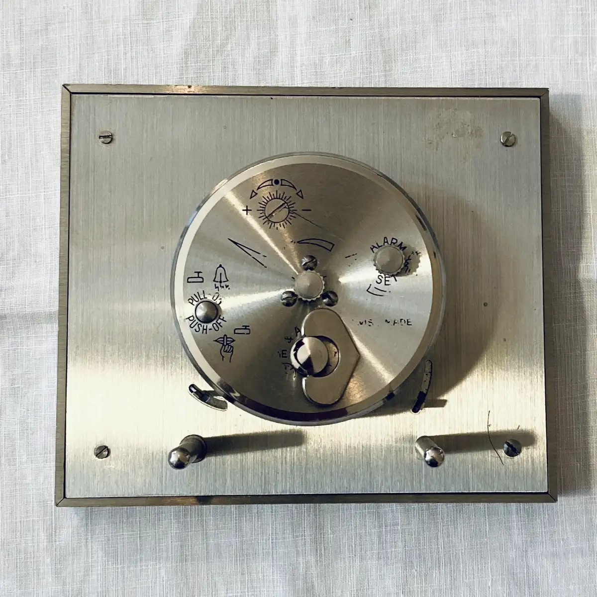 Réveil Vintage UTI Swiza