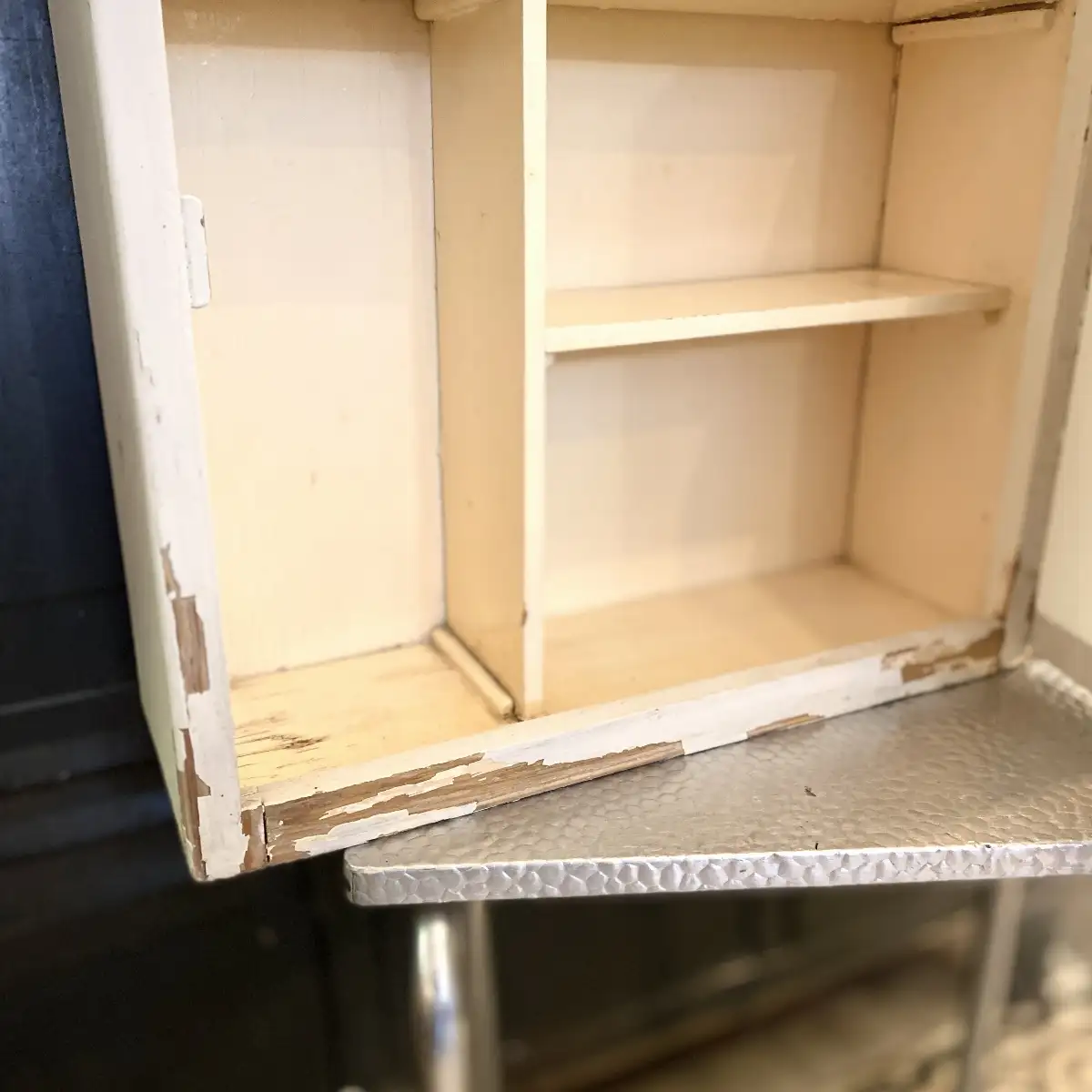 Armoire à pharmacie vintage en bois